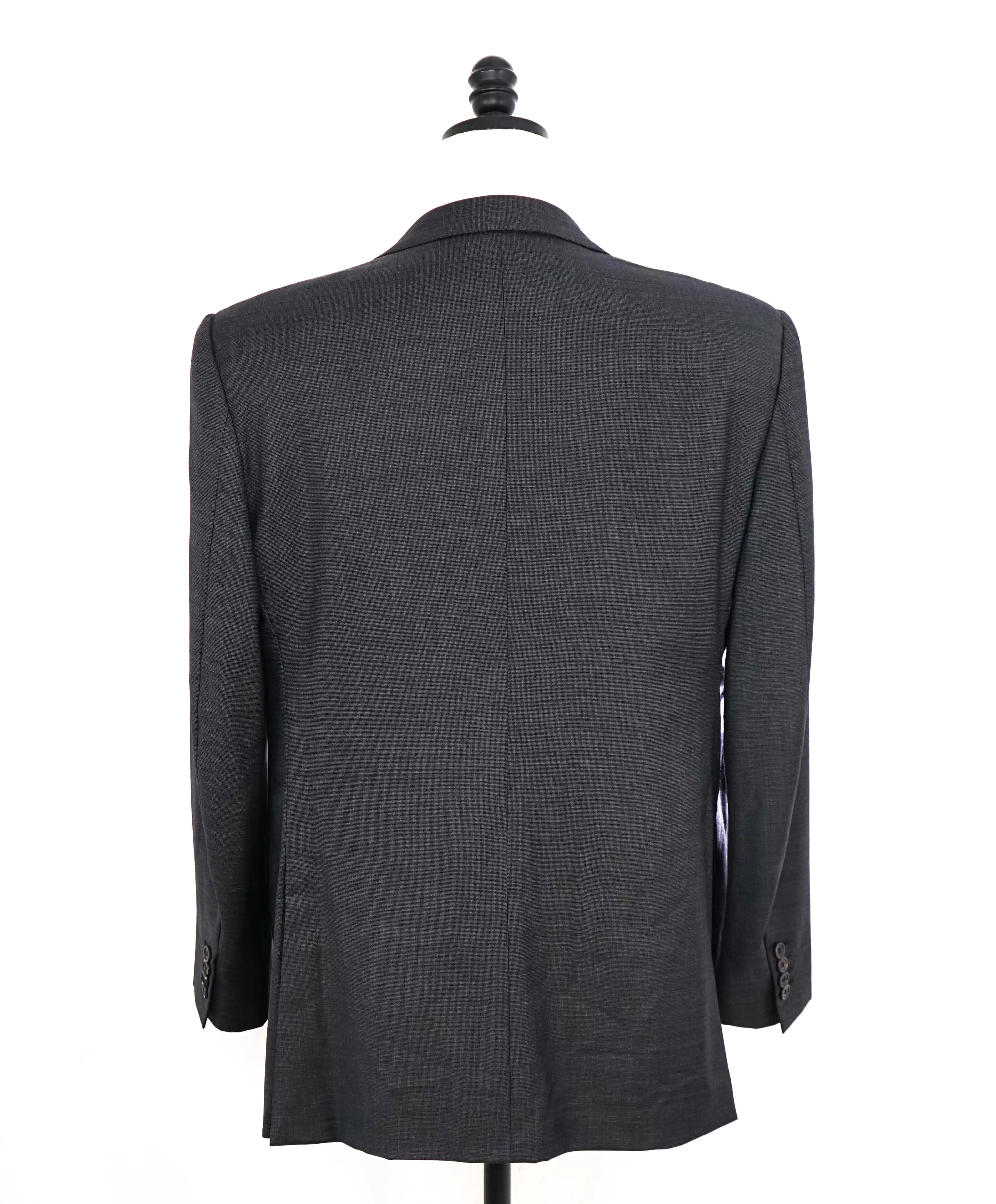$3,290 ERMENEGILDO ZEGNA- “TORFEO” Gray Birdseye Blazer- 44R