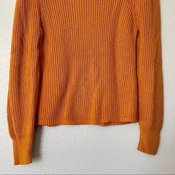 525 America Gold Pullover Crew Neck Sweater Gathered Shoulders Size Medium