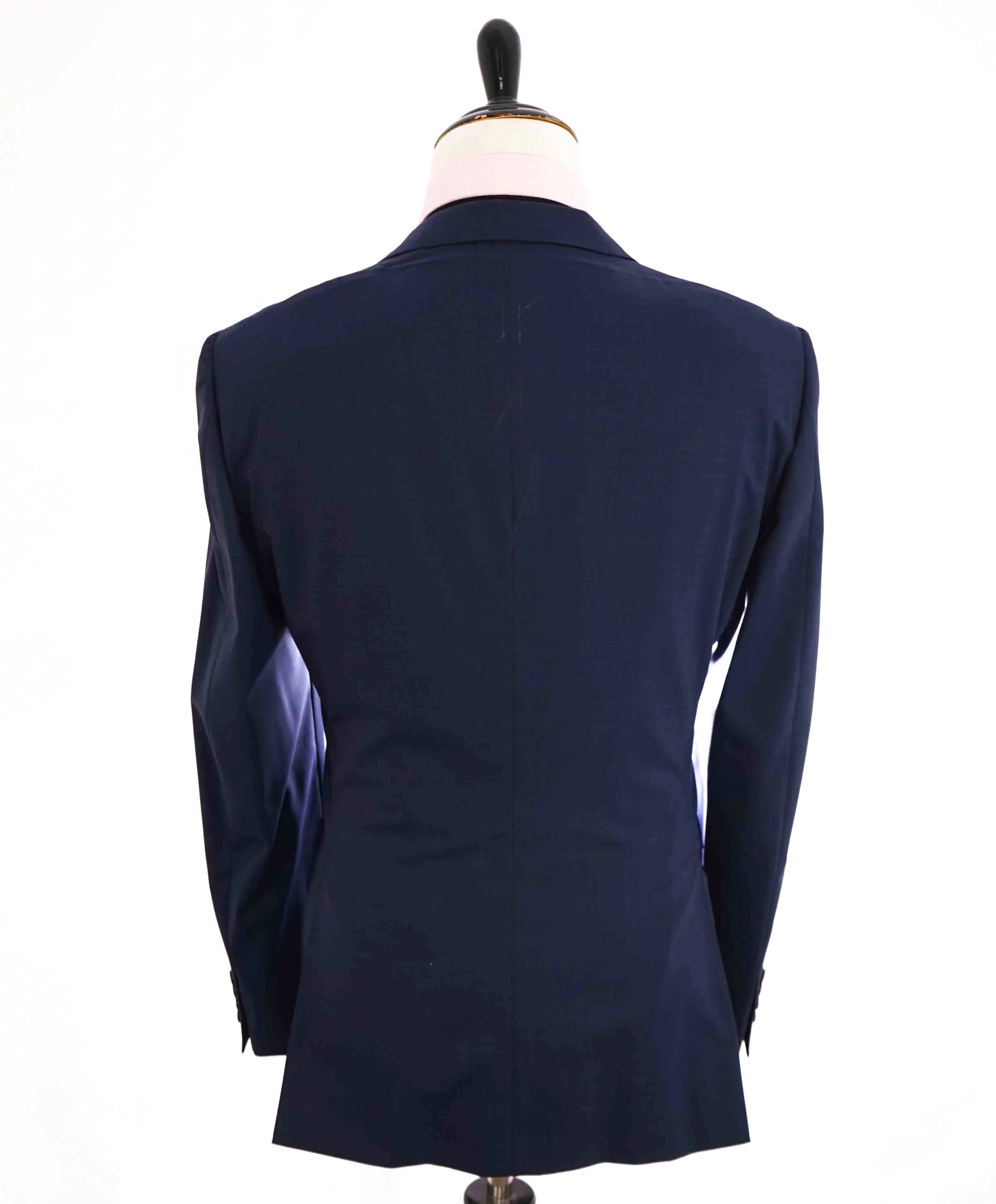 $995 Z ZEGNA - Blue & Red Textured 2-Button Notch Lapel Blazer - 42R