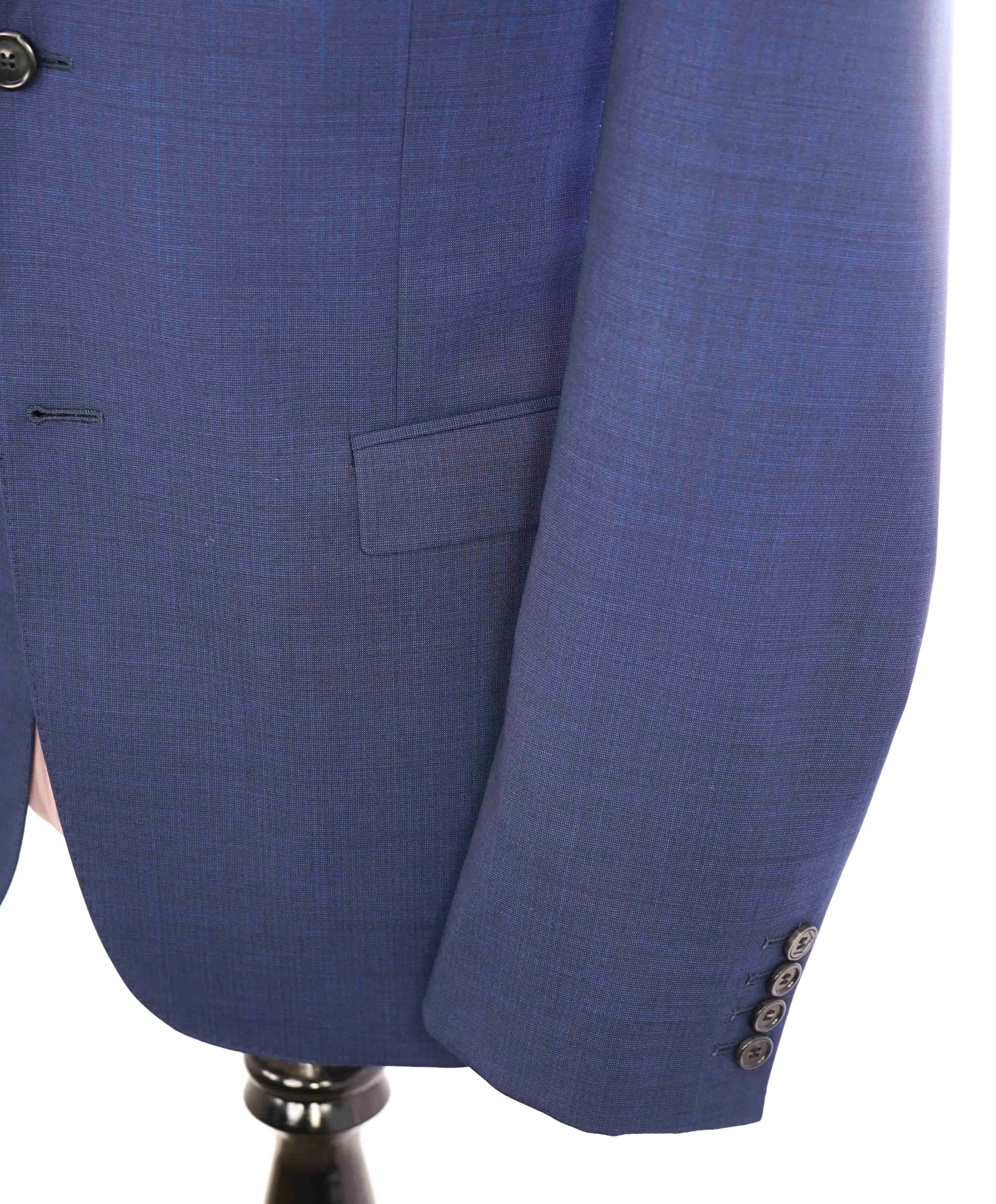 $995 Z ZEGNA - Blue & Red Textured 2-Button Notch Lapel Blazer - 42R