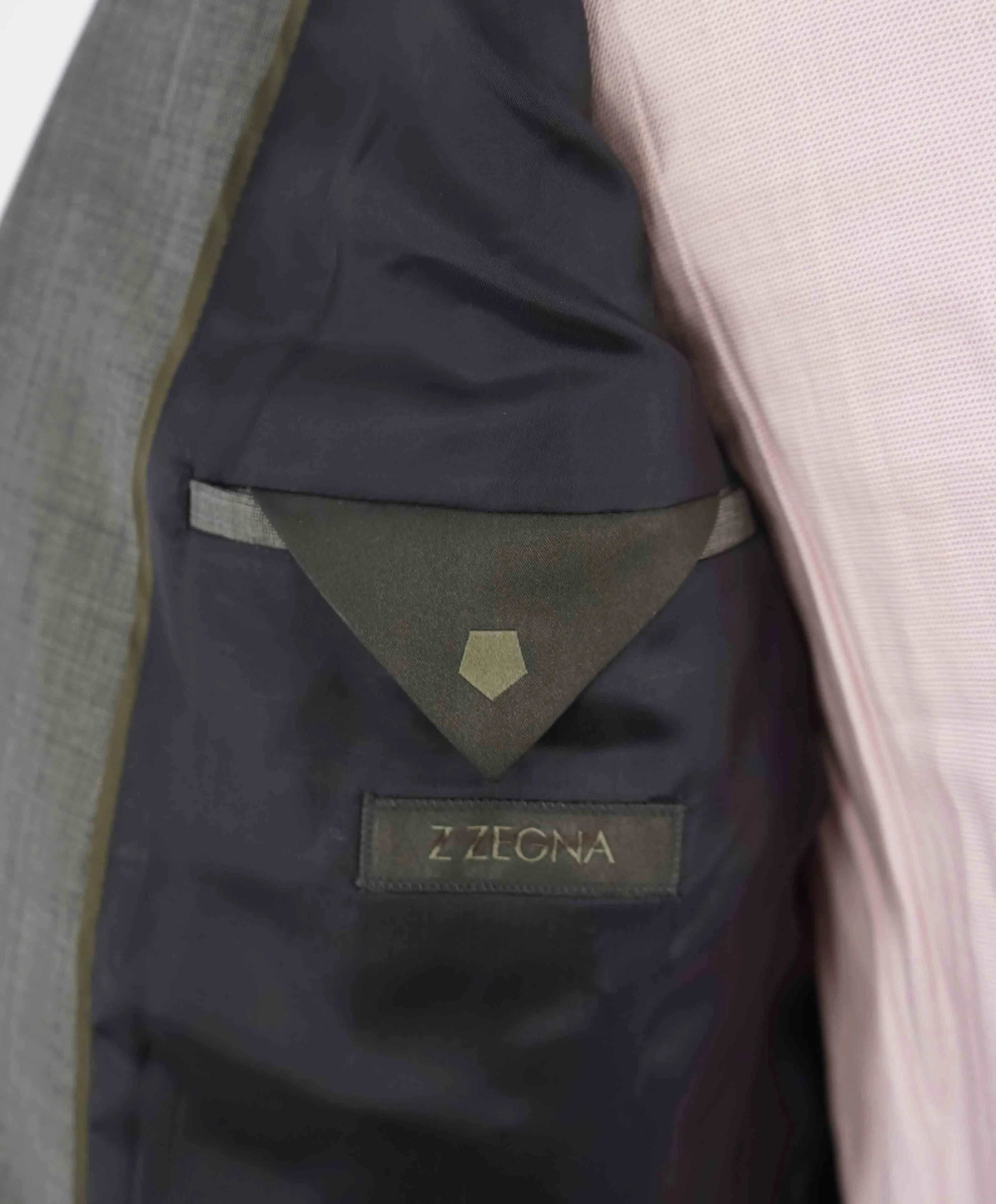 $995 Z ZEGNA - Gray Textured Birdseye Drop 8 PERFORMANCE Blazer - 40L