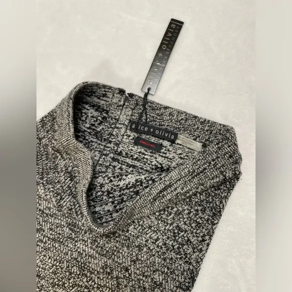 Alice   Olivia Wool Soft Knit Pencil Skirt