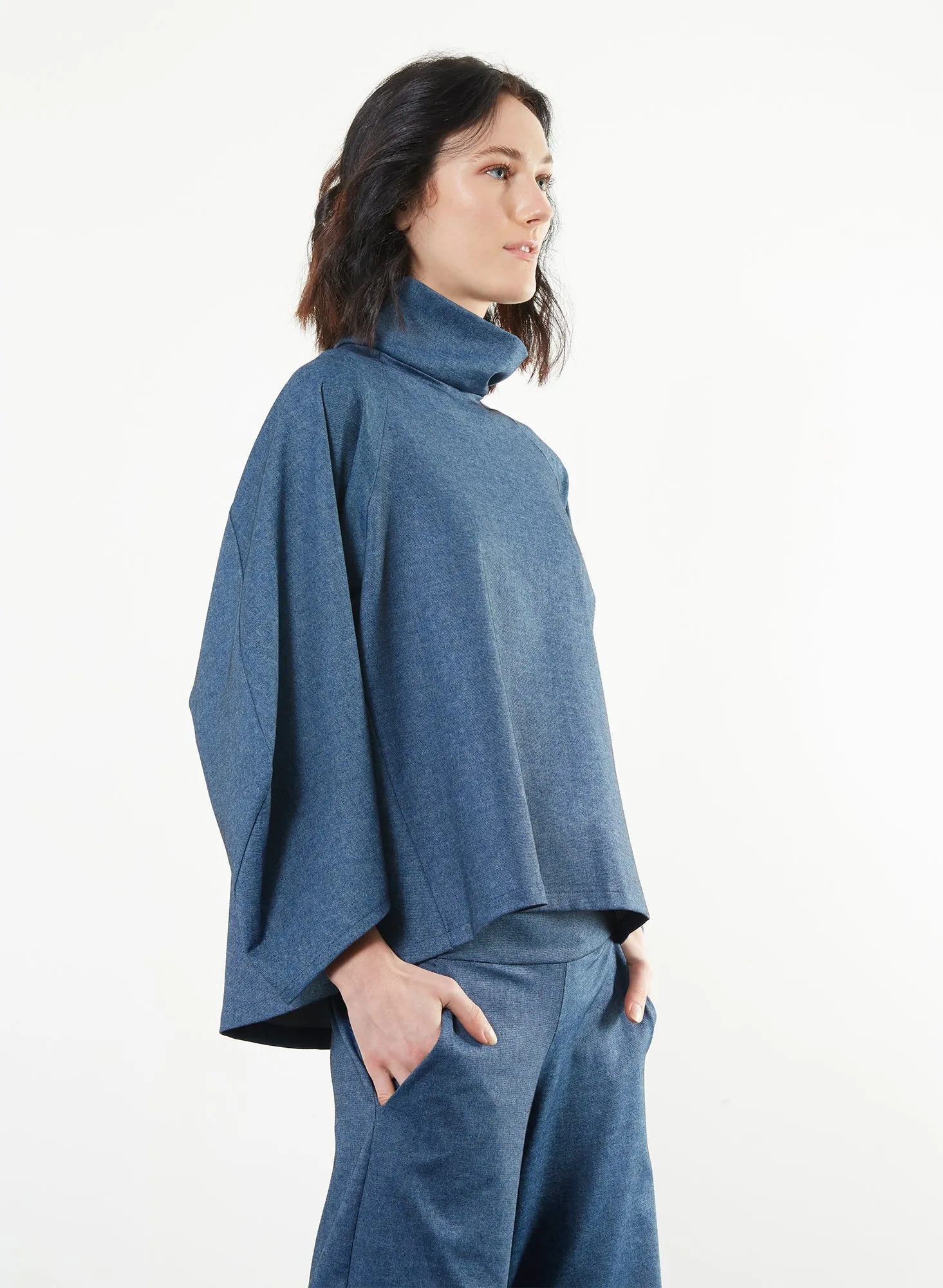 Angles Turtleneck Top - Small in Blue (RESALE ITEM)