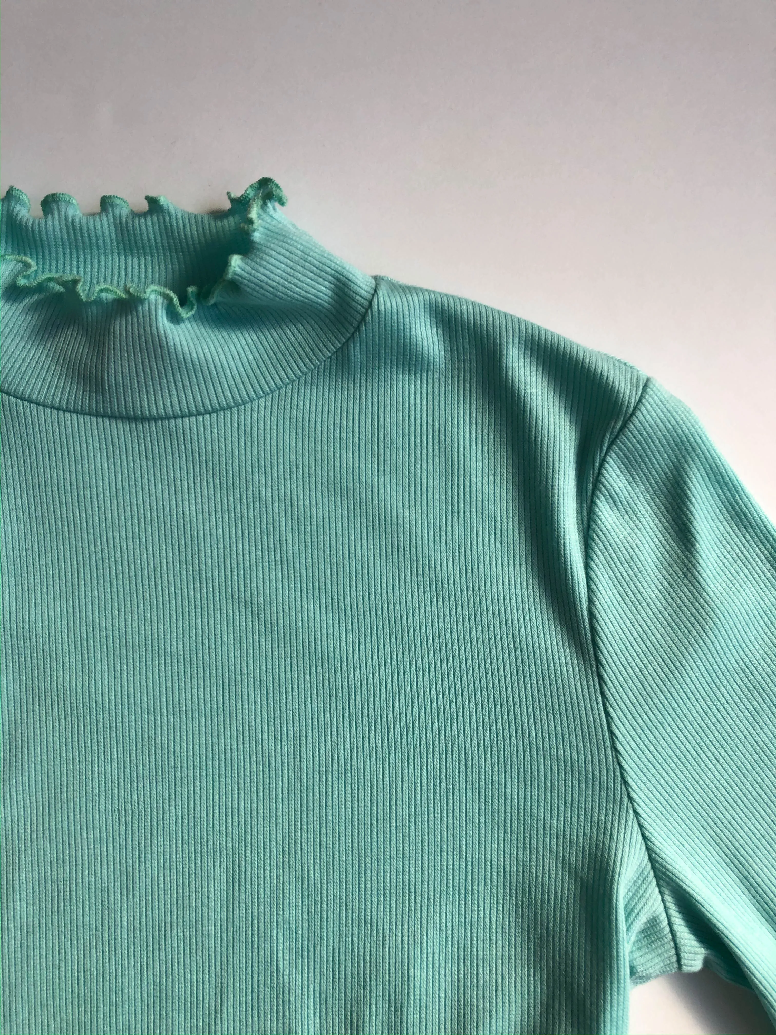 Ariel Bell Sleeve Crop Top - Mint