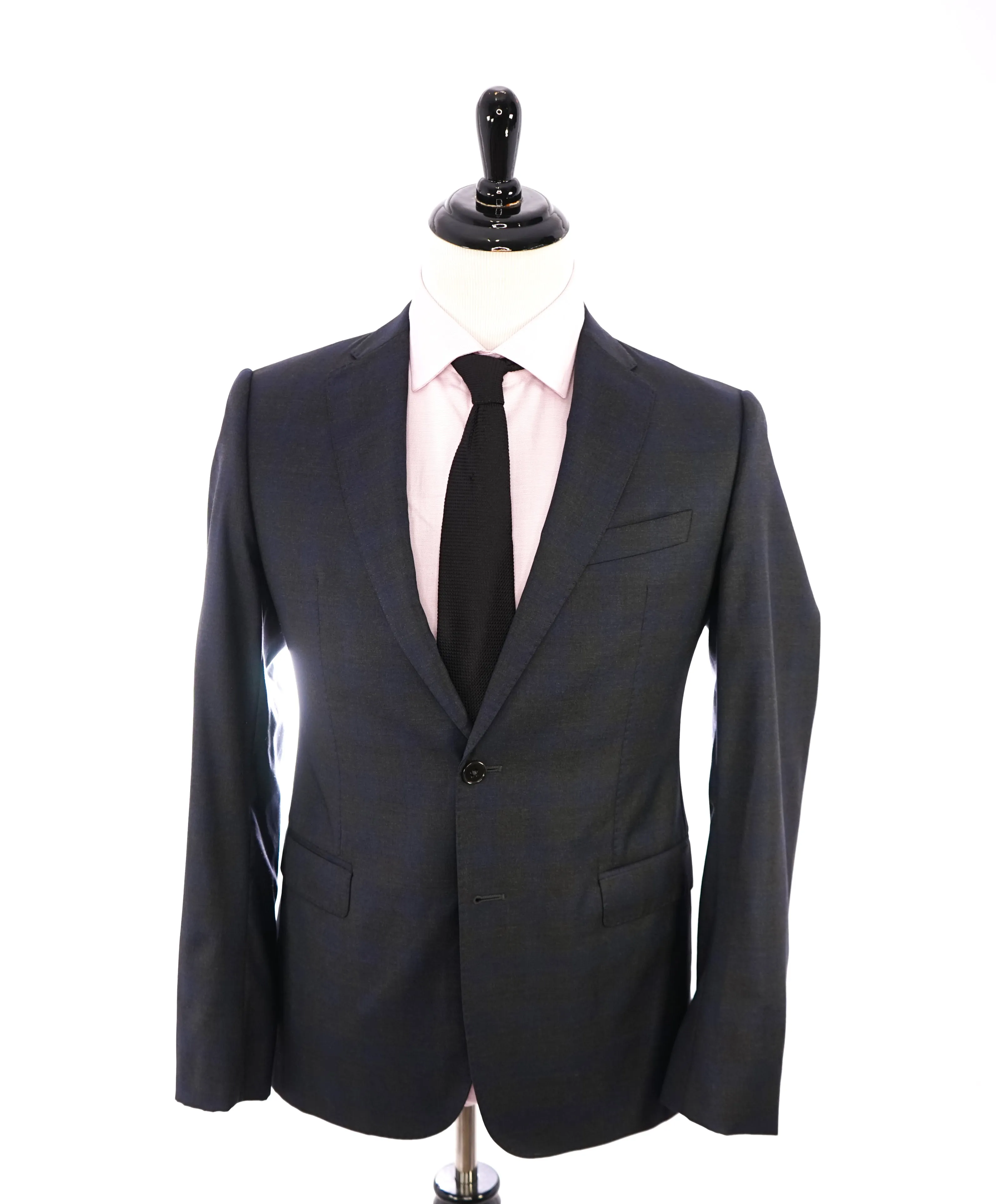 ARMANI COLLEZIONI - “M Line” Slim Gray & Blue Plaid Textured Blazer - 38R