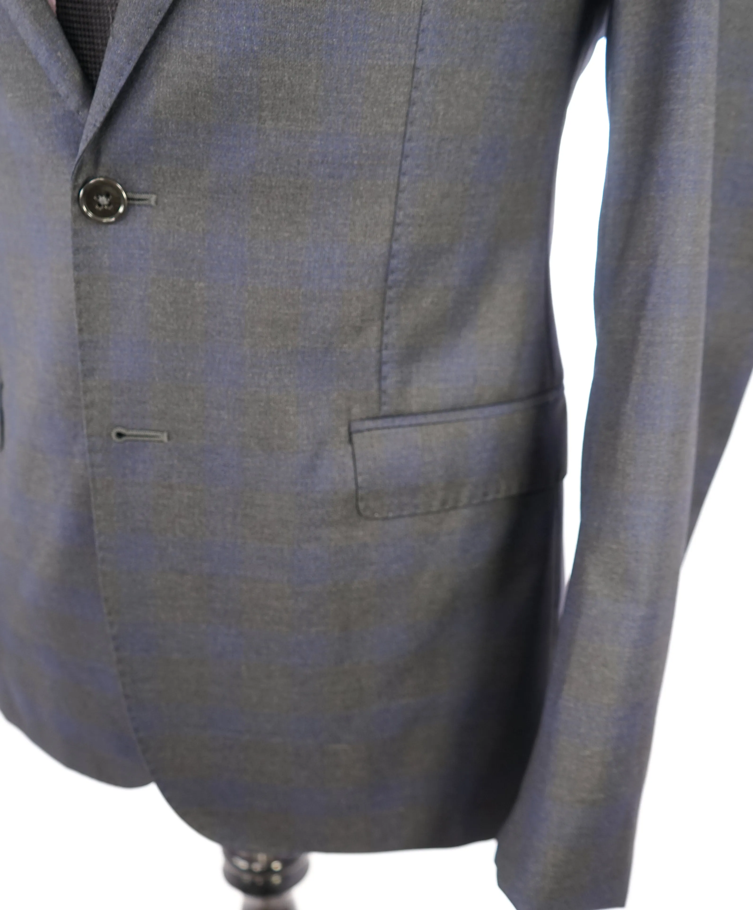 ARMANI COLLEZIONI - “M Line” Slim Gray & Blue Plaid Textured Blazer - 38R