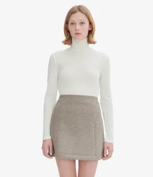 Assia top