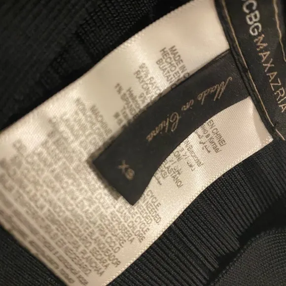 BCBG MAXAZRIA “LEGER” Bandage Black Skirt (XS)