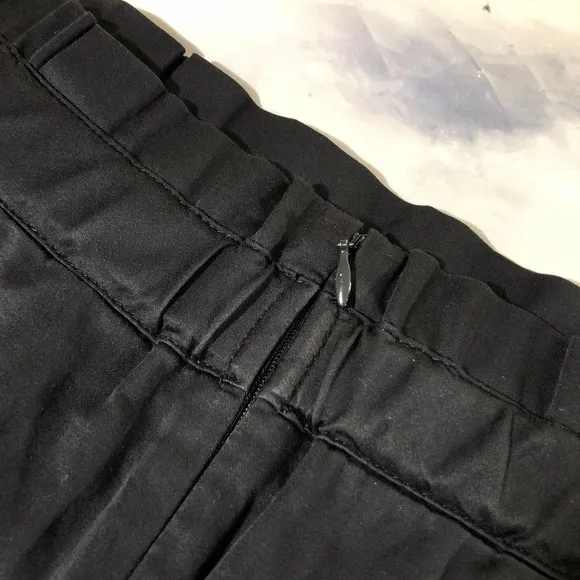 BCBGMaxAzria Black Pleated Shana Pencil Skirt