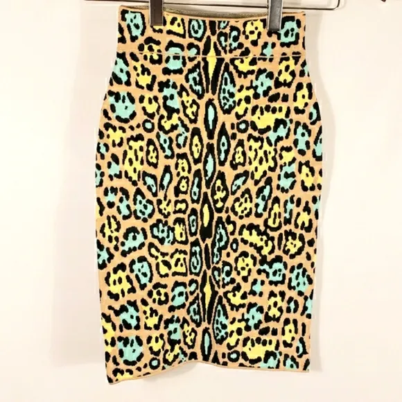 BCBGMaxAzria Leopard Print Pencil Skirt Tan Aqua Size XXS