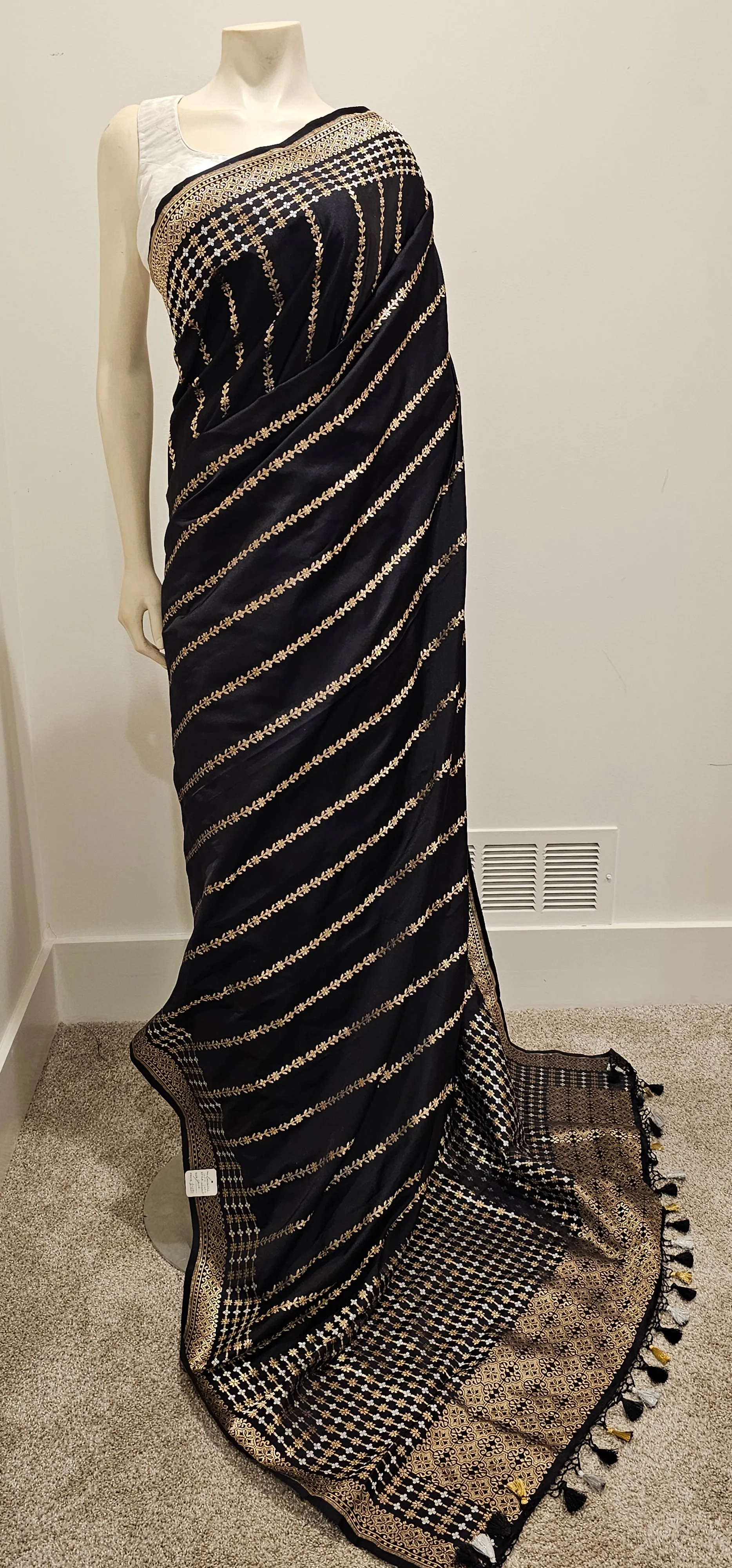 Black Satin Banaras Saree W/Blouse.