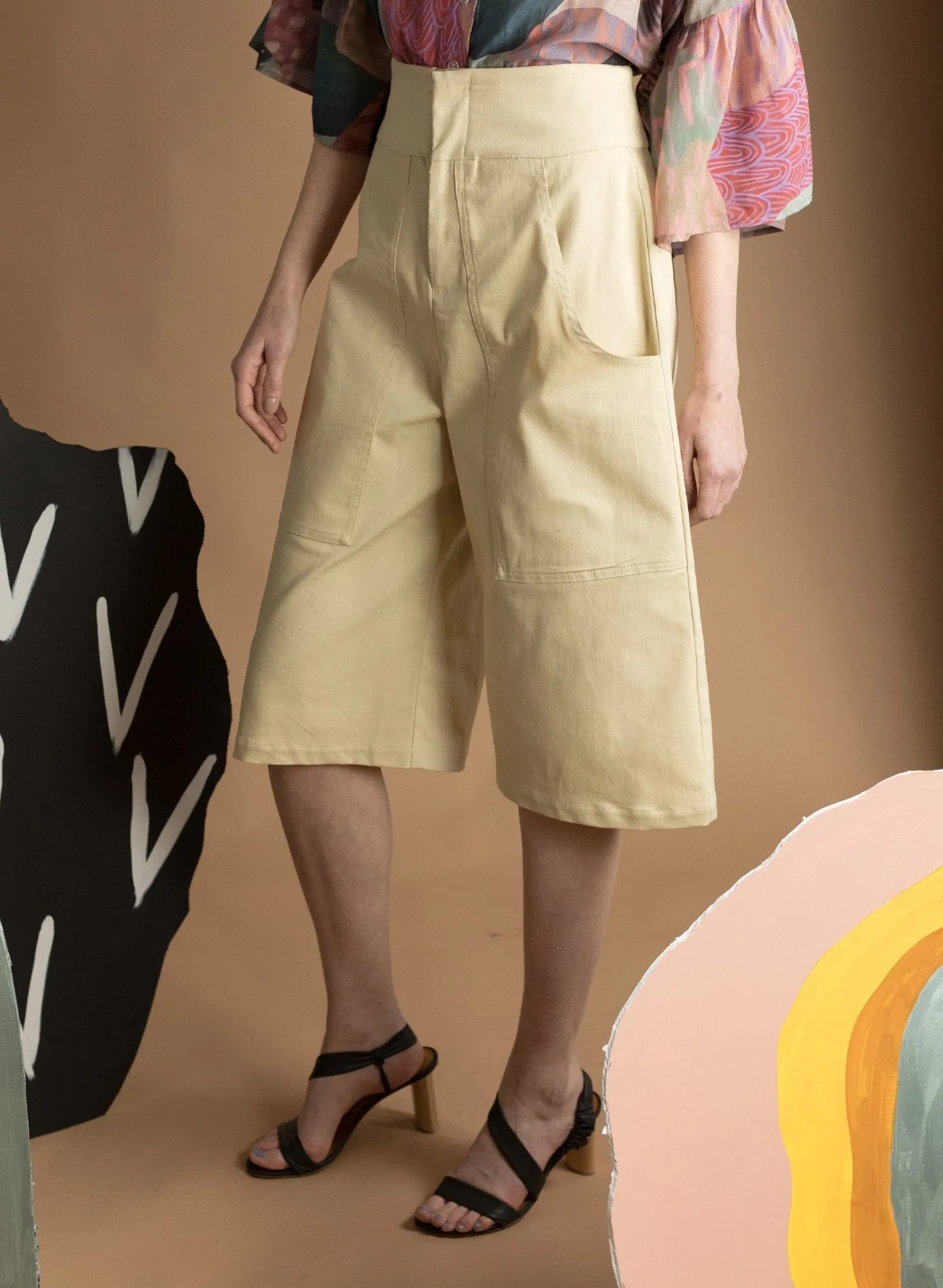 Carpenter Short - Ivory