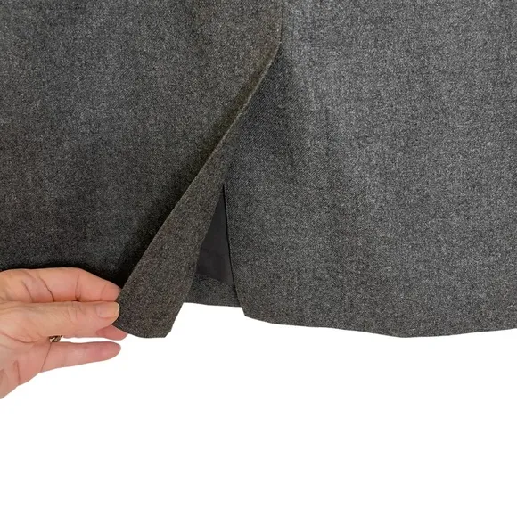 Classic Ralph Lauren Blue Label Gray Wool Pencil Skirt with Front Zipper Size 10