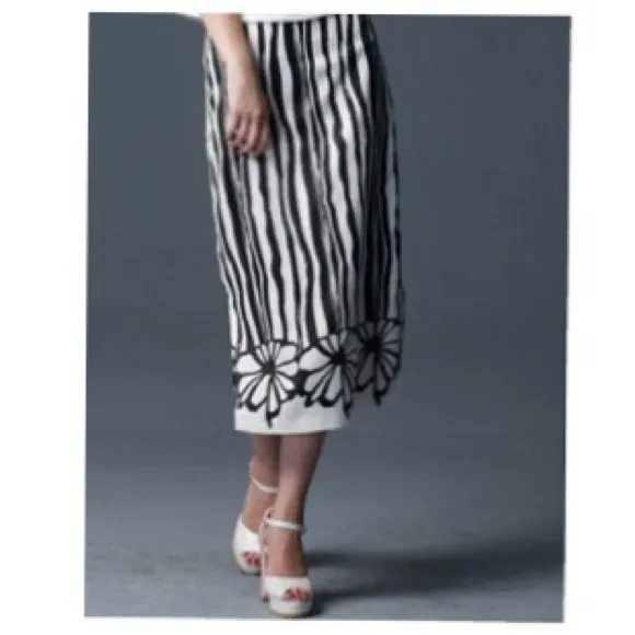 Classy Pencil Skirt