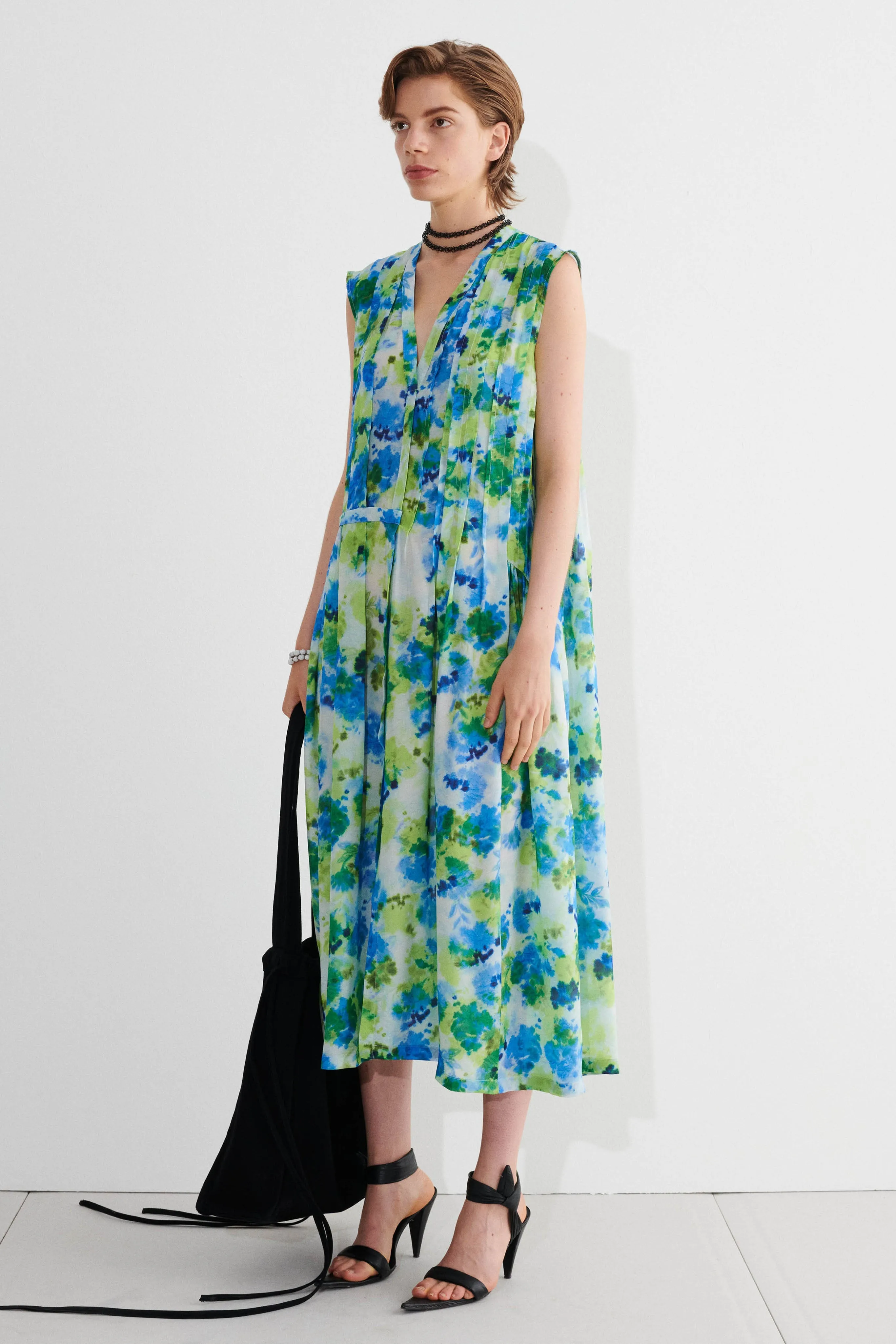 DELELE DRESS