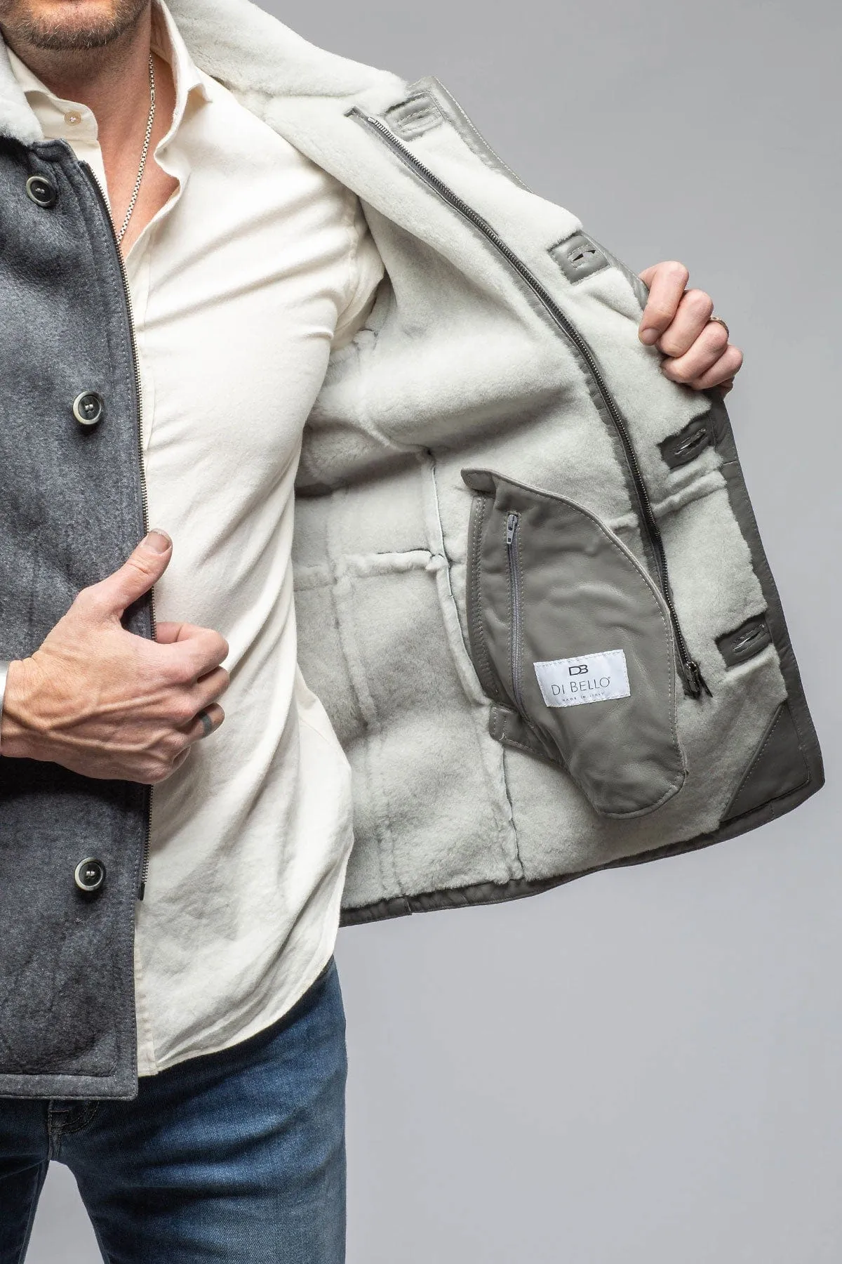 Denali Shearling In Grey