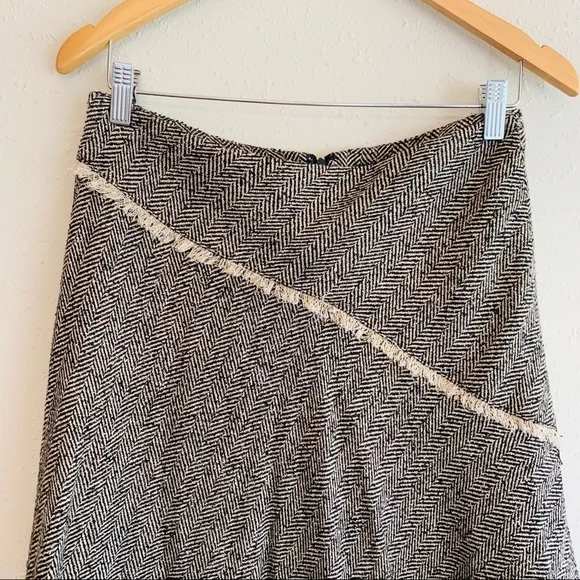 DKNY Asymmetrical Tweed Wool Beige Black Women’s  Skirt Size 4 NWT