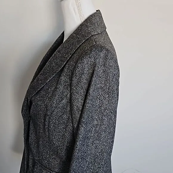 Eddie Bauer Gray Blazer Versatile Suit Jacket Women’s Size 10P 89% wool