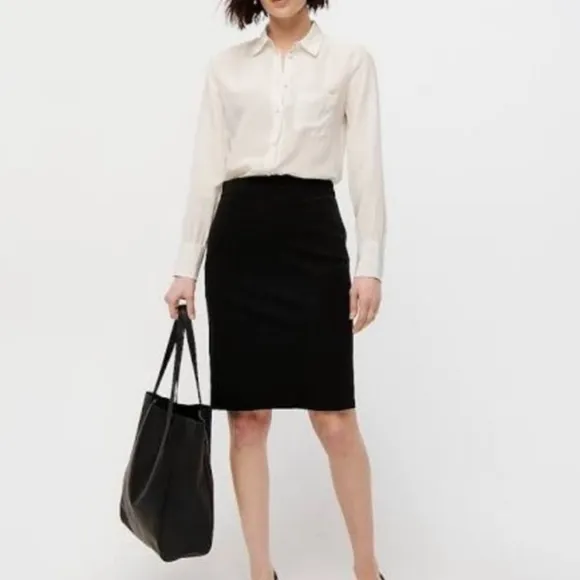 Escada Pure Virgin Wool Black Pencil Skirt