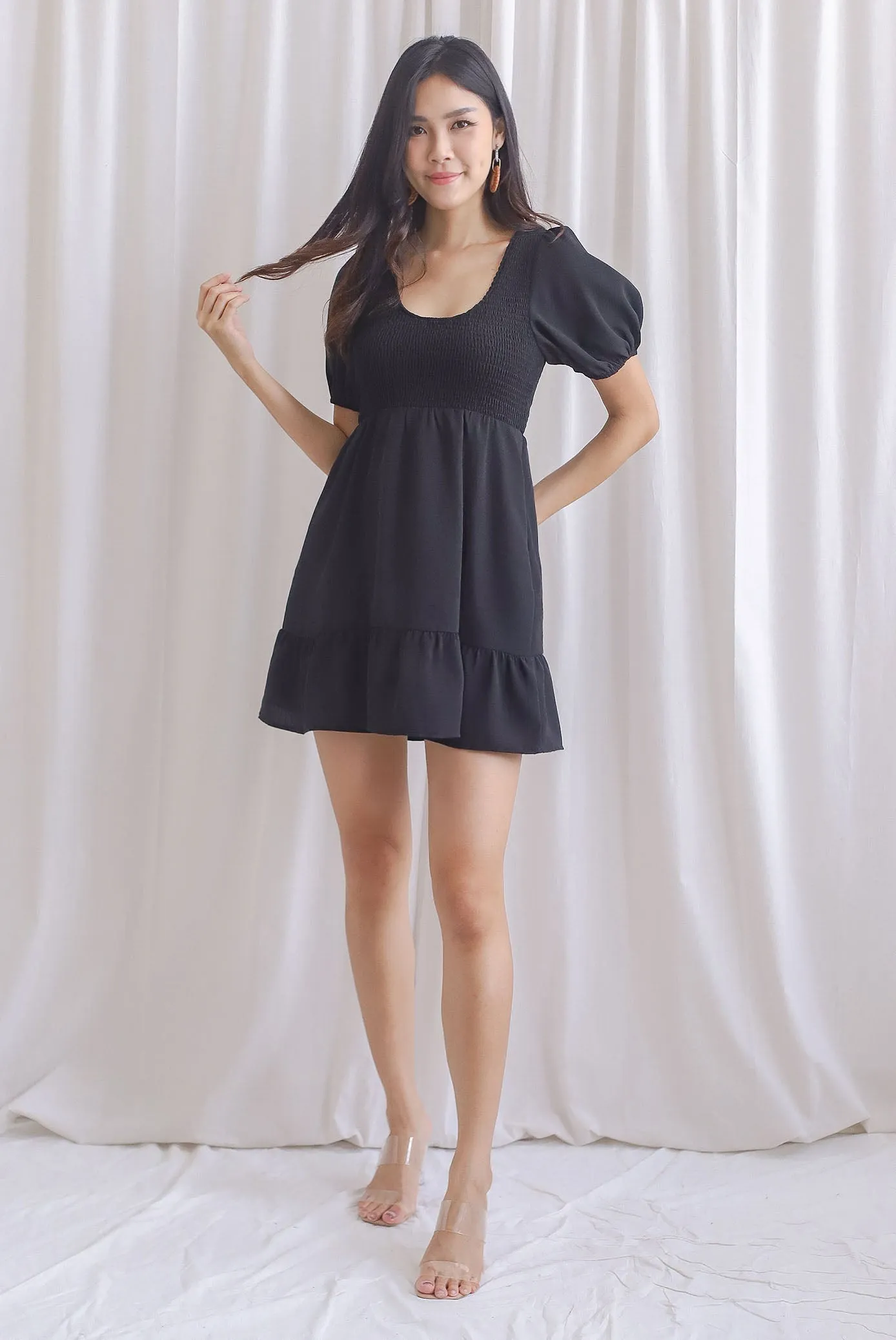 Everleigh Two Ways Smocked Dress Romper In Black