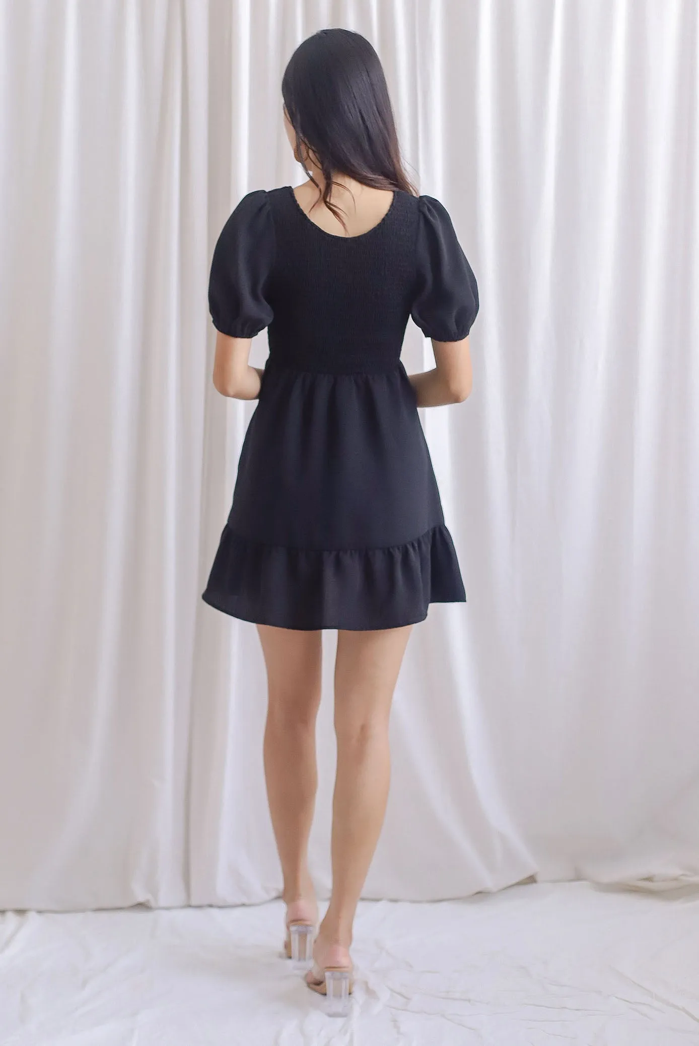 Everleigh Two Ways Smocked Dress Romper In Black