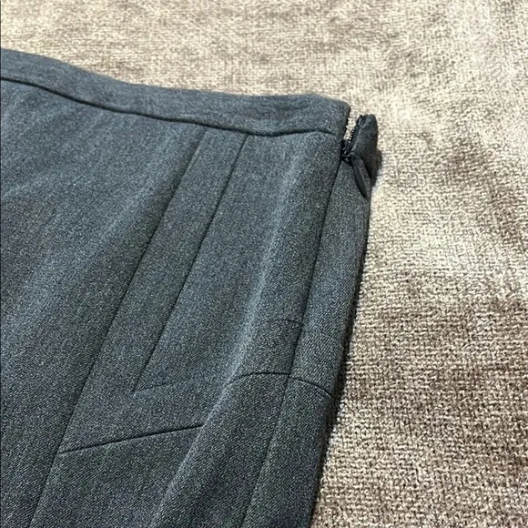Express Gray Knee-Length Pencil Skirt - Size 2