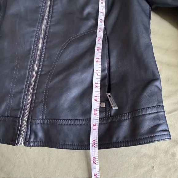 Faux-Leather Black Moto Jacket Size Large