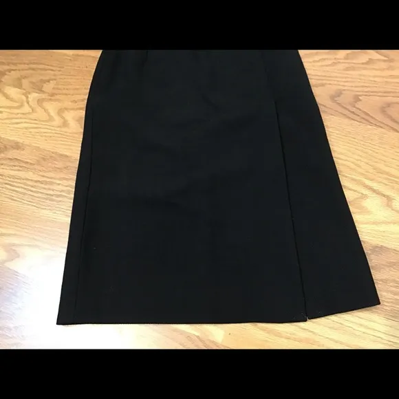 Giorgio Armani Le Collezioni blk wool skirt Sz 8
