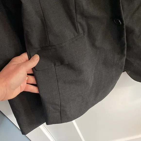 J Crew Charcoal Blazer EUC Size 8 Tall Bi Stretch