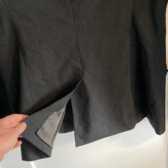 J Crew Charcoal Blazer EUC Size 8 Tall Bi Stretch