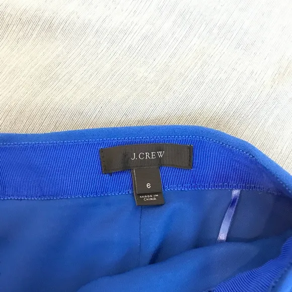 J. Crew drapey crepe pencil skirt size 6 in blue