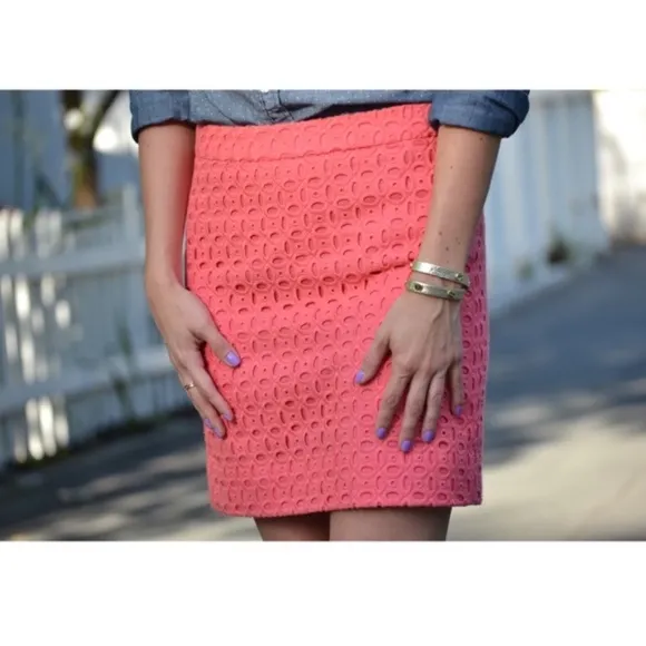 J. Crew Pink Eyelet Pencil Skirt Size 2