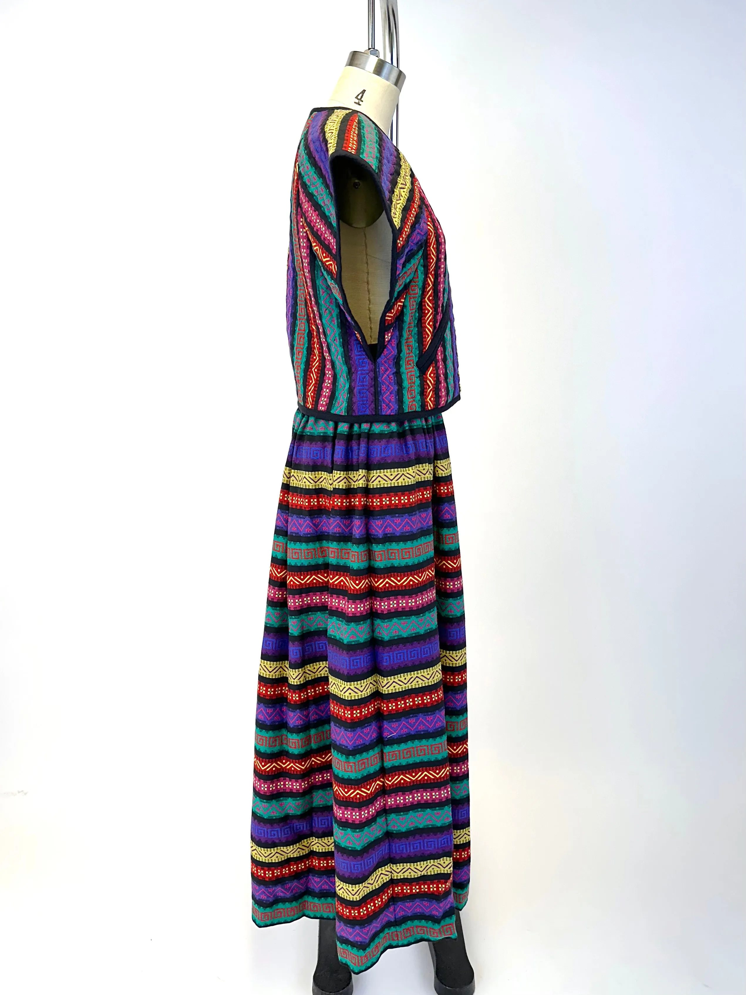 Jeanne Marc Embroidered Skirt Set