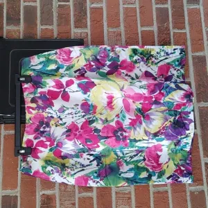 Jones New York Floral Pencil Skirt Size 14A (234)