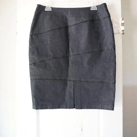 Lafayette 148 Denim Pencil Skirt with Zipper Detail