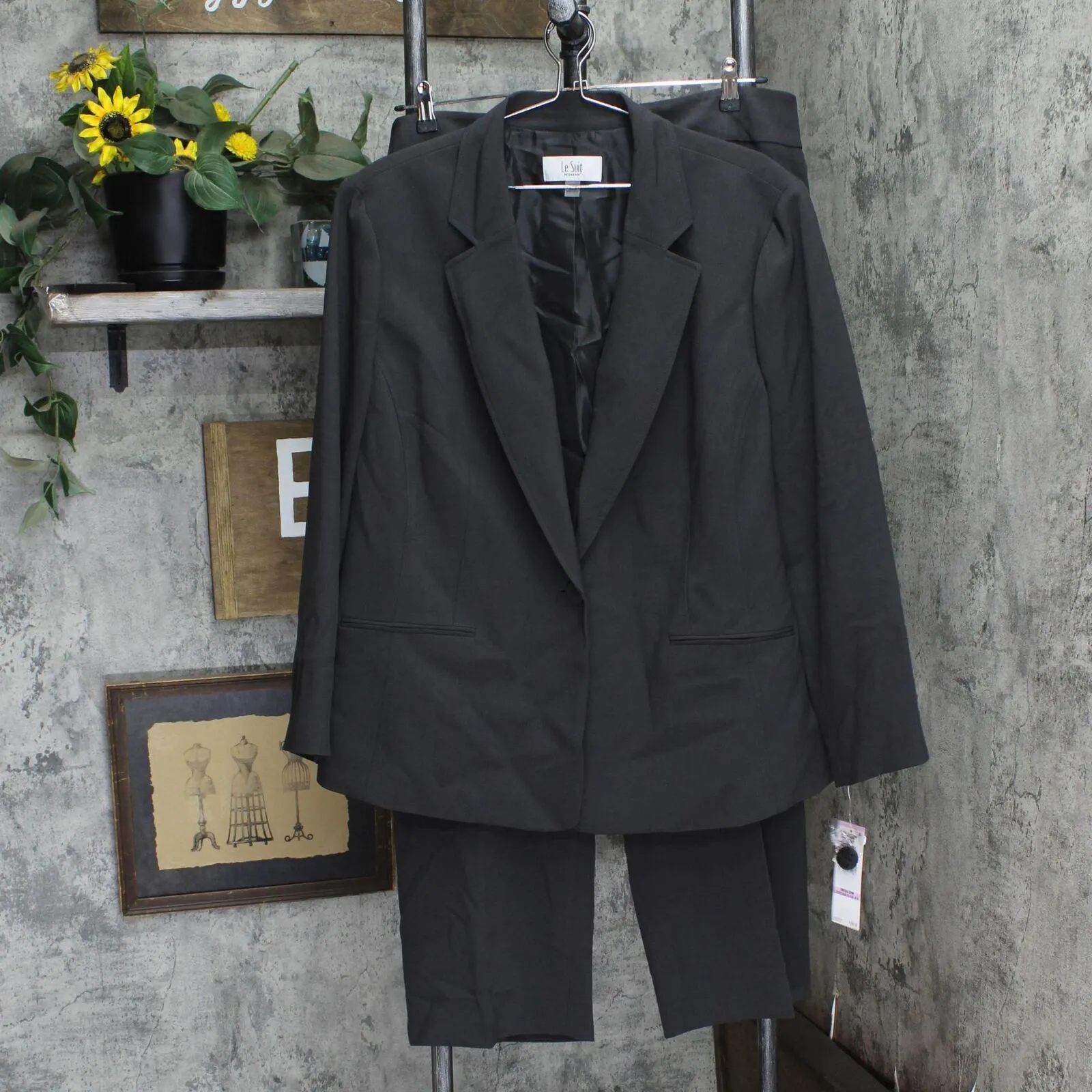 Le Suit Plus Women's Notched-Lapel Blazer Pants Suit 50041009