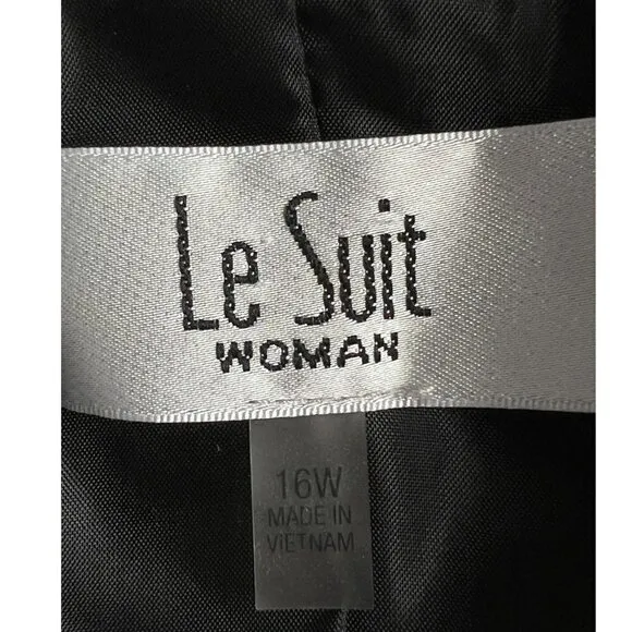 Le Suit Women's 3-Button Blazer, 16W