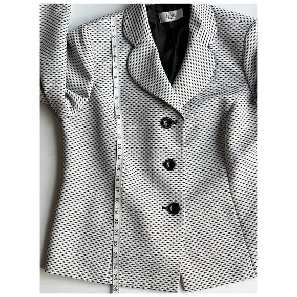 Le Suit Women's 3-Button Blazer, 16W