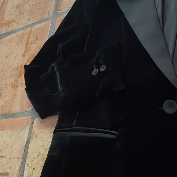 MANGO Size US X-Small Black Velour Velvet Suit Jacket
