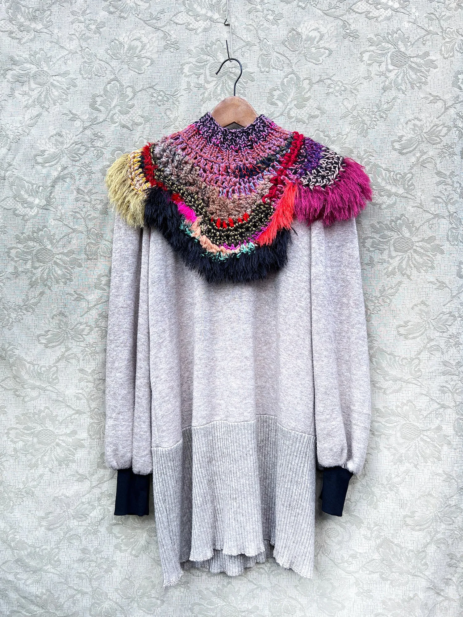 Merry Go Round Neckwarmer #24 / Low turtleneck