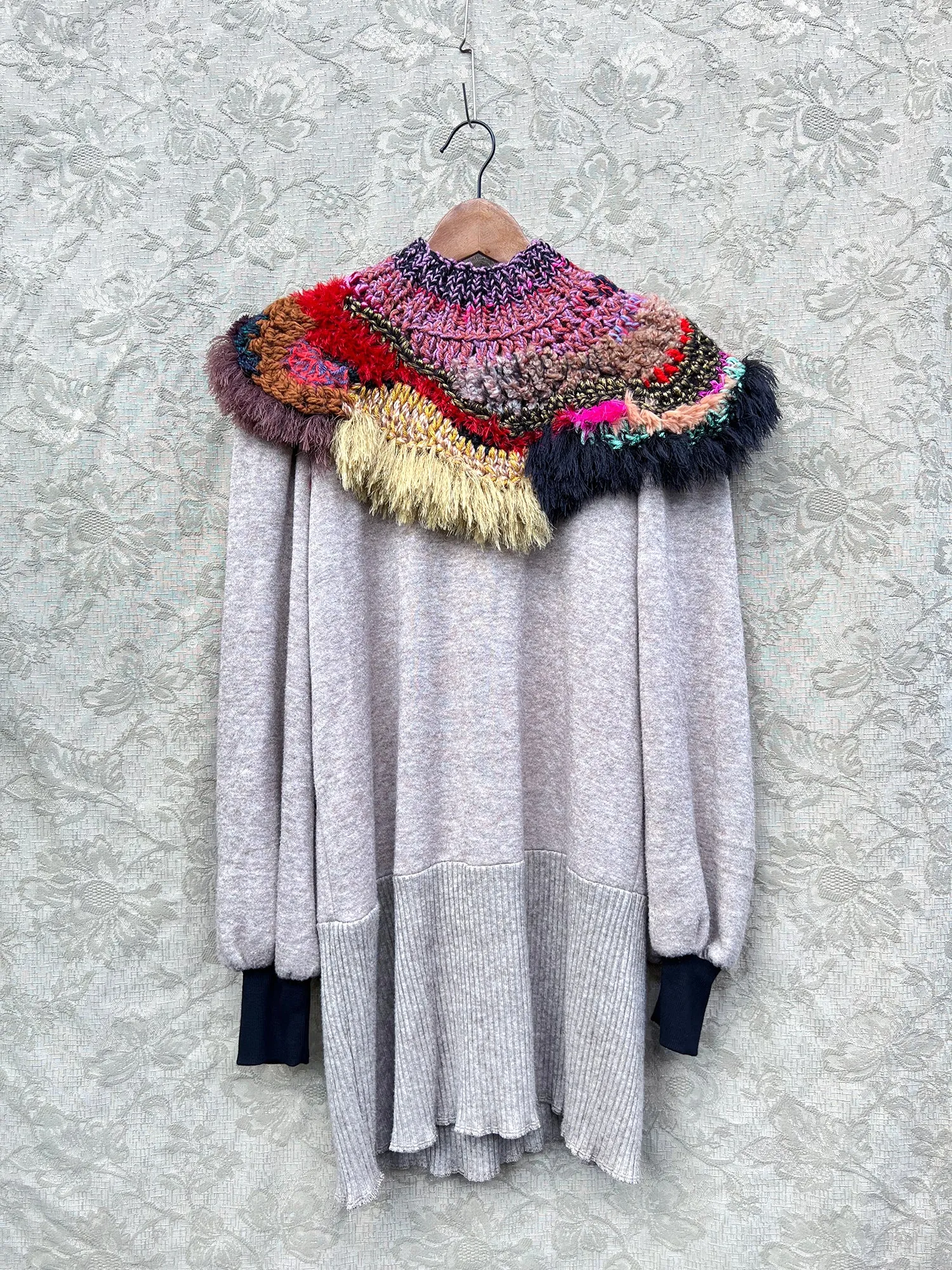 Merry Go Round Neckwarmer #24 / Low turtleneck