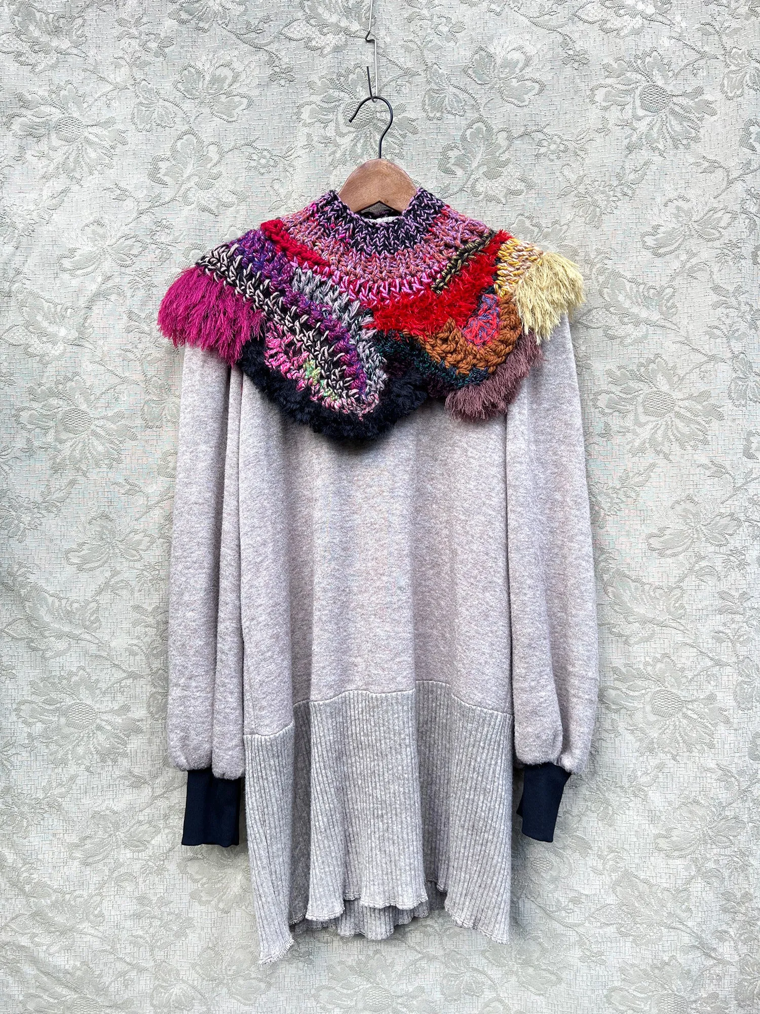 Merry Go Round Neckwarmer #24 / Low turtleneck