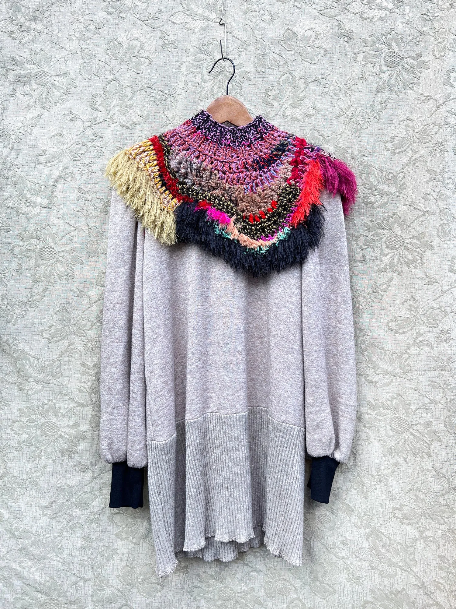 Merry Go Round Neckwarmer #24 / Low turtleneck