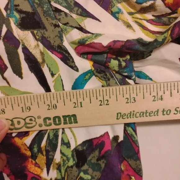 Monroe &amp; Main Vibrant Floral on White 2 Piece Skirt Suit Sz 16W