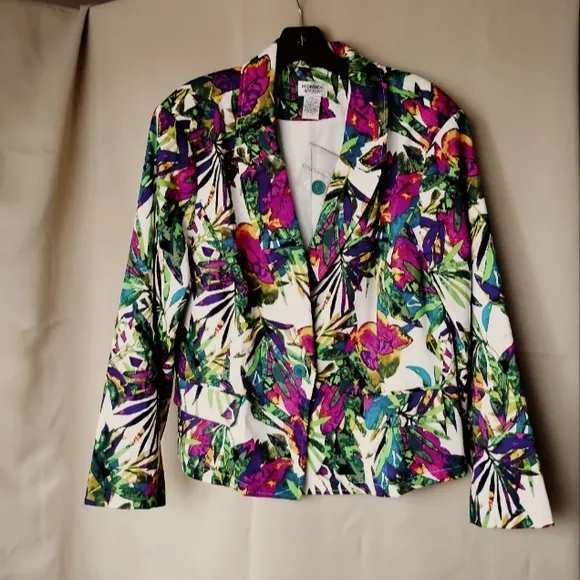 Monroe &amp; Main Vibrant Floral on White 2 Piece Skirt Suit Sz 16W