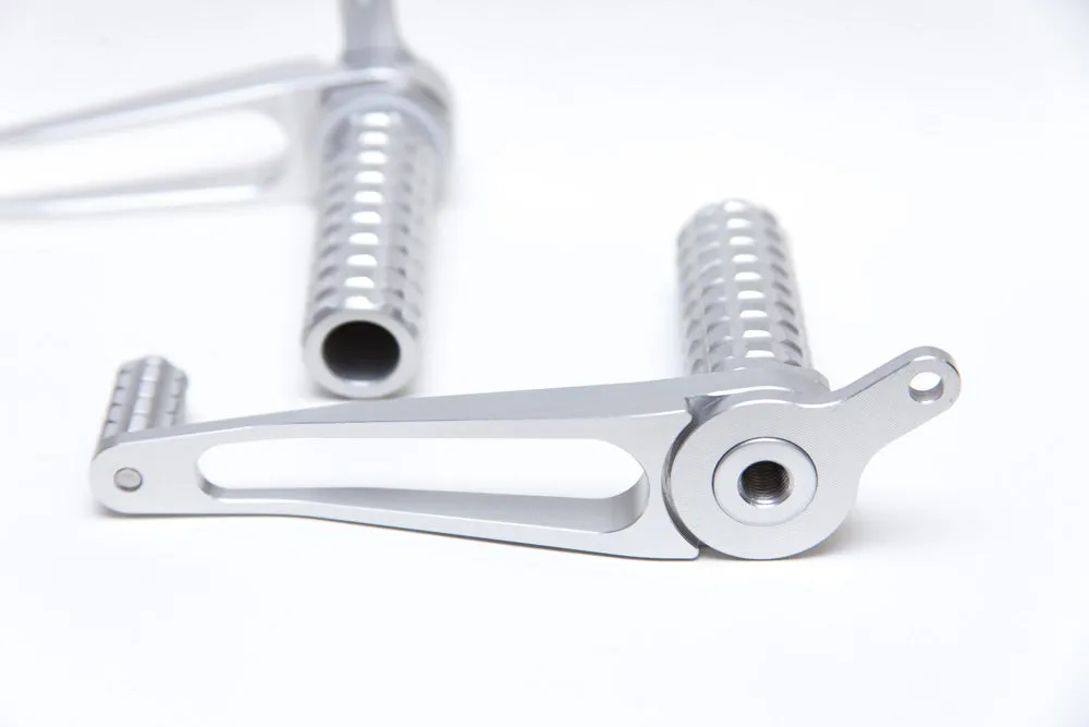 ᵀᴴᴱMOTOWORKS Rear Sets