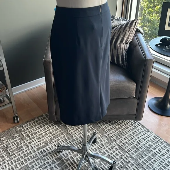 New BOSS Vilea Fundamental Pencil Skirt in Navy Blue Size 14