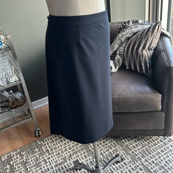 New BOSS Vilea Fundamental Pencil Skirt in Navy Blue Size 14