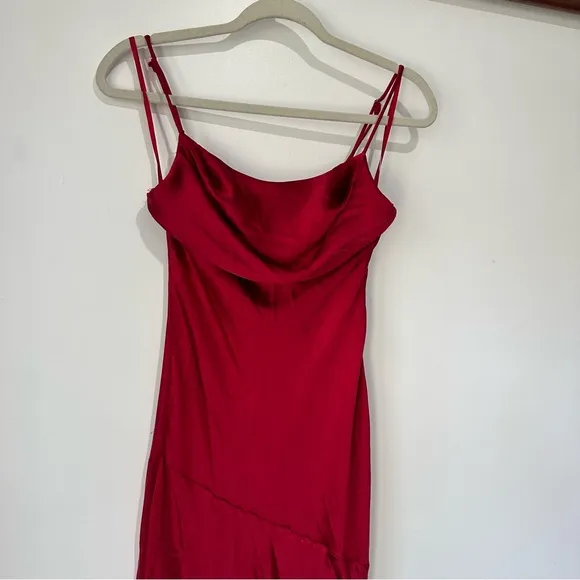 NEW Selfie Leslie Well Versed Pleated Bust Midi Dress Red Wine