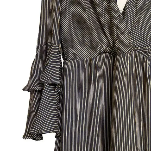 NWT Bardot Loretta Wrap-Look Stripped Maxi Dress Size 12 Ruffle Sleeves Boho